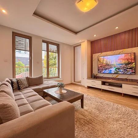 Luxury 304 - Next To Center *