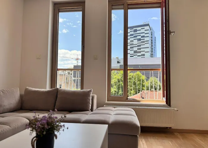 Luxury 304 - Next To Center *