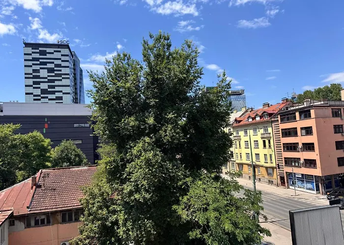 Luxury 304 - Next To Center